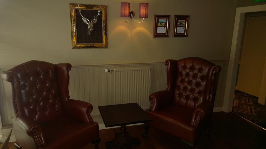 סטורנוויי The Crown Inn מראה חיצוני תמונה